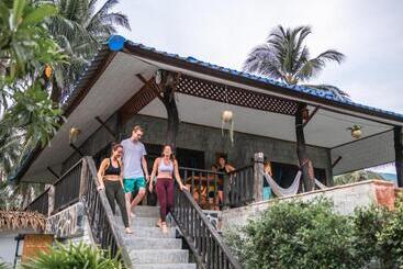 渡假胜地  Wonderland Healing Center