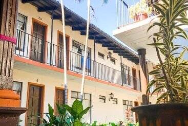 Отель Villa De Flores