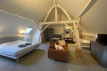 住宿加早餐  De Verborgen Parel