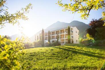 تختخواب و صبحانه Haselgrund