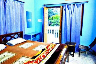 ホテル Aravali Pushkar