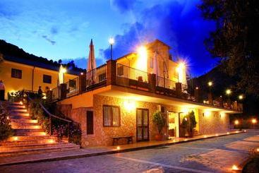 مبيت وإفطار Agriturismo Villa Orchidea