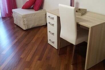 تختخواب و صبحانه Residenza Piazza Moro