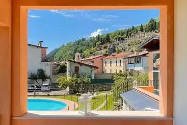 ホテル Albergo Vittoria