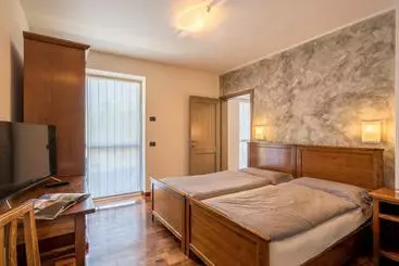 Bed and Breakfast Agritur Deromedi