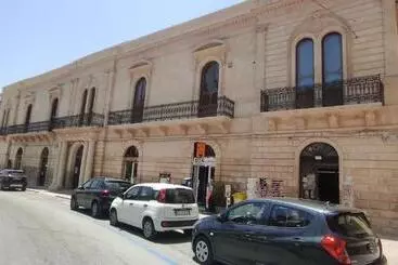 Aamiaismajoitus (B&B) Palazzo Santa Rosalia