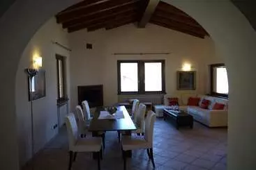 Turistlägenheter Villa Mimosa