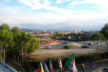 酒店 La Fonte A 300m Uscita A14 Pescara Nord