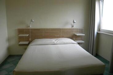 호텔 Albergo Villa Anna