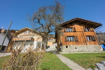 فندق Gästehaus Alpina In Fanas