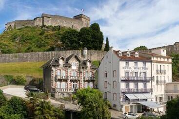 Otel Hôtel Montfort