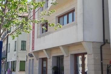 ホテル Leon Bianco