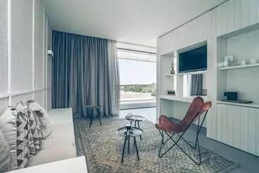 هتل Zante Maris Suites   Adults Only