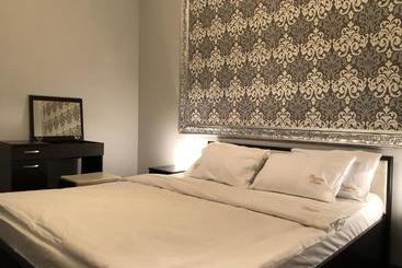 酒店 Paradise  Novoslobodskaya