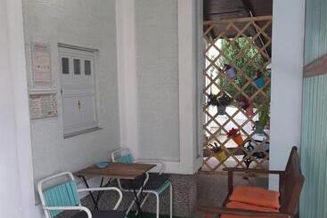 膳宿费 Apartment & Rooms Miboti