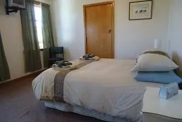 Retkeilymaja The Pier Lodge Bed And Breakfast