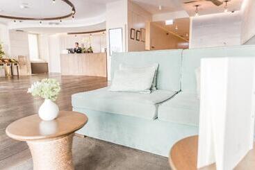 هتل Corpo Santo Lisbon Historical