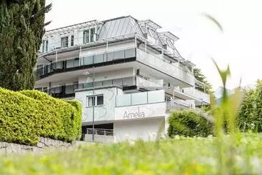 ホテル Amelia Rooms