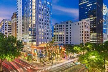 هتل Aloft Austin Downtown