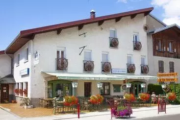 ホテル Hôtel De La Poste