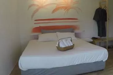 Hotelli Vish  And Cafe