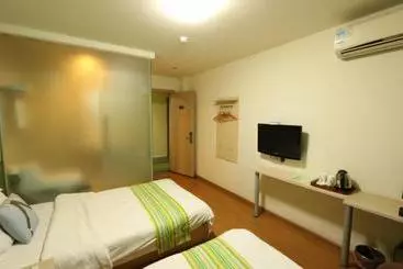 Hotel Pai Suining South Gate Passenger Station