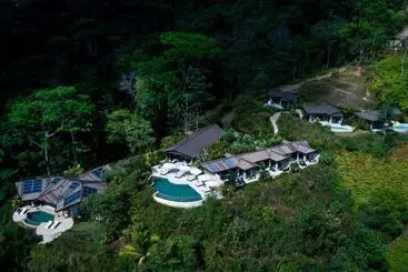 Hotelli Golden Pineapple Villas Adults Only