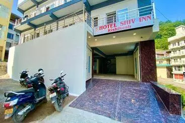 Hotel Super Townhouse Tapovan Formerly Shiv Inn