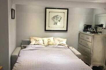 ベッドアンドブレックファースト Bonners Lodge