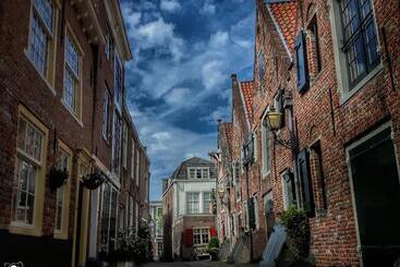 בית מלון כפרי Chalets Middelburg