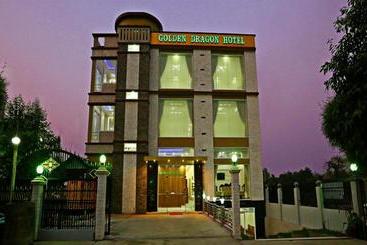هتل Golden Dragon