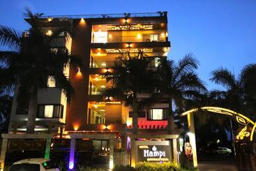 Hotel Hampi International