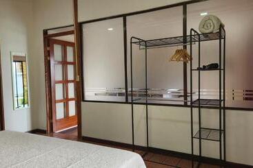 Bed and Breakfast La Guayaba Monteverde