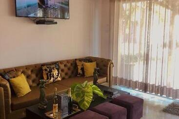 בית מלון כפרי Castelo Pink Boutique