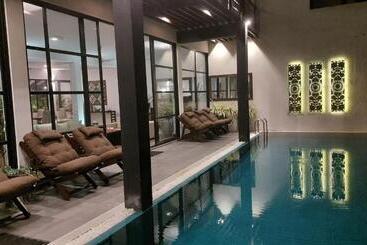 ホテル Mirissa Beach Villa