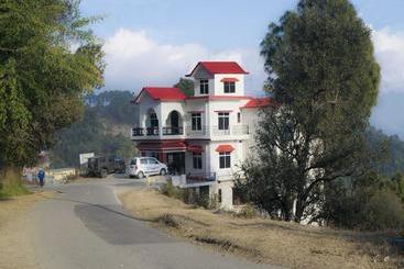 Hotel Garhwali Inn