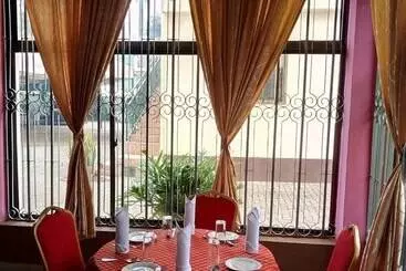 Hotel Lemnas Highway