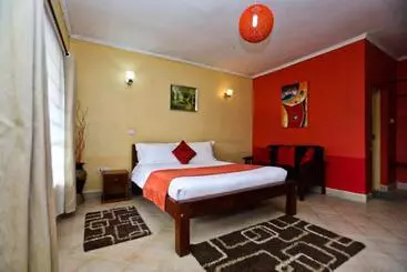 هتل Fina Gardens Resort