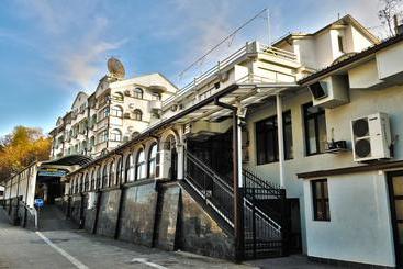 هتل Tasino Cesmice