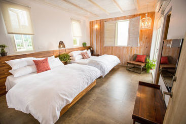 Bed and Breakfast Water Bird Villa