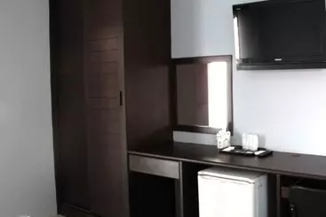 هتل Cool Home