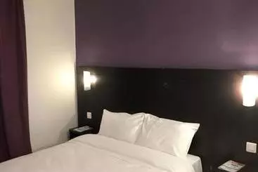 Otel Fast