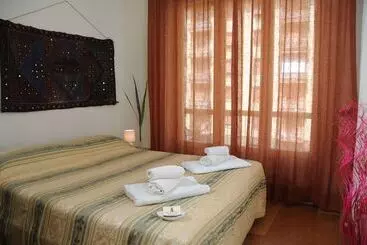 تختخواب و صبحانه Zeus Rooms Superior