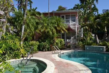 酒店 Lush Royale a North Beach Village Resort - Gay Men Only