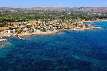 בית מלון כפרי Calabernardo Sul Mare