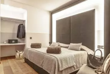 هتل Silk Art B&b