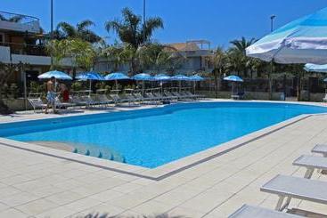 アパートメント Le Ville Della Contea Vacation Rentals