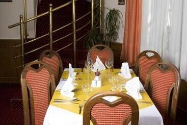 فندق Saint Antonius