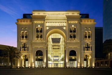 The Hotel Galleria Jeddah, Curio Collection By Hilton
