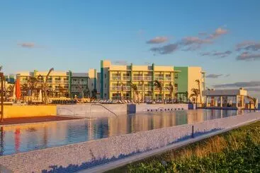 Hotelli Grand Muthu Cayo Guillermo